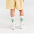 갤러리 뷰어로 이미지로드, <the animals observatory> SNAIL KID SOCKS GREEN
