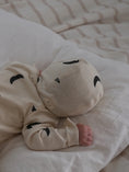 Load image into Gallery viewer, Organic zoo Charcoal Midnight Pixie Bonnet (0M-2Y)
