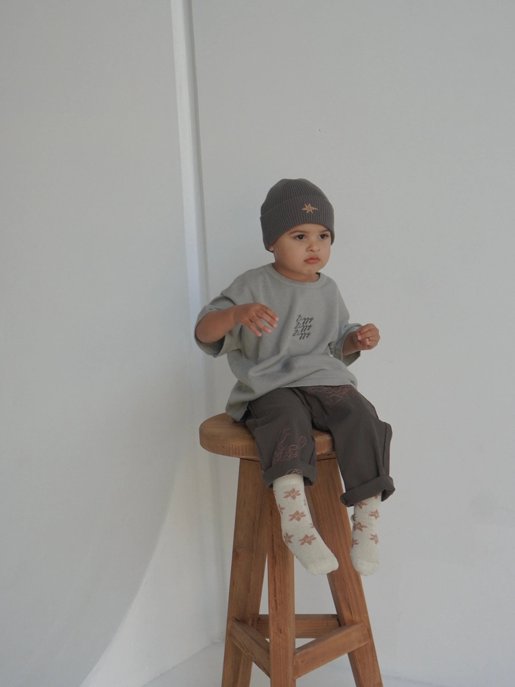 <Ziggy Lou> SIGNATURE TEE - GRAY